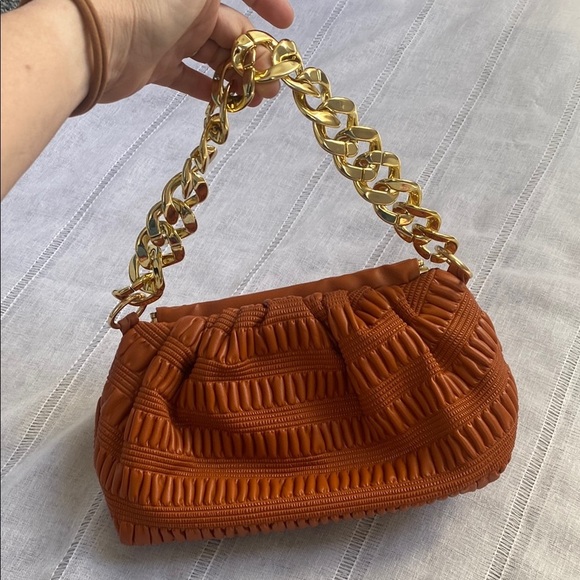Gaza Gold Chain Orange Textured Shoulder Bag. - Picture 3 of 12